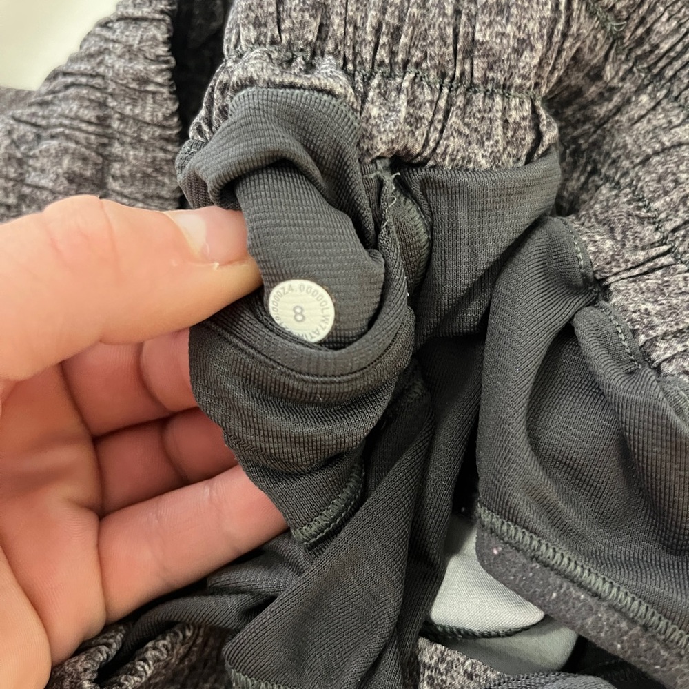 lululemon hotty hot 2.5”